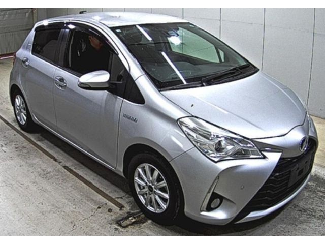 Image for 2018 Toyota Vitz 1.5 Petrol Hybrid Auto