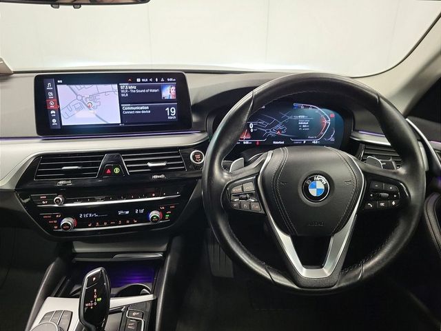 Image for 2021 BMW 5 Series 520d SE Saloon