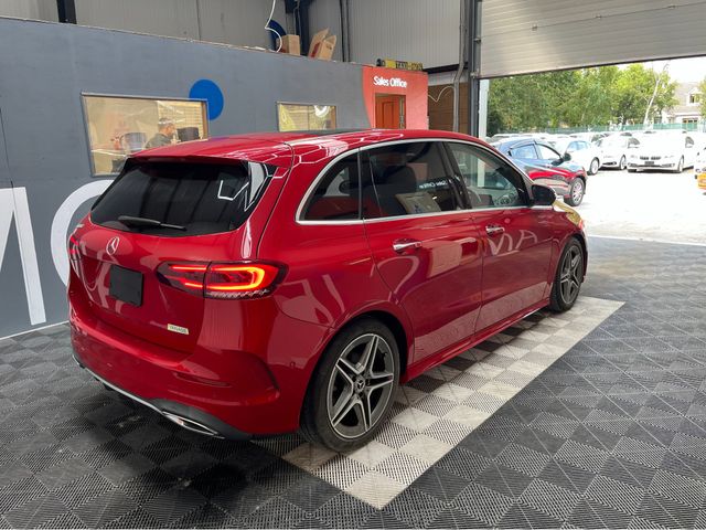 Image for 2019 Mercedes-Benz B Class MERCEDES B CLASS AUTOMATIC B180 AMG LINE / 86k KMs / HEATED SEATS , REVERSE CAMERA , ADAPTIVE CRUISE & MORE