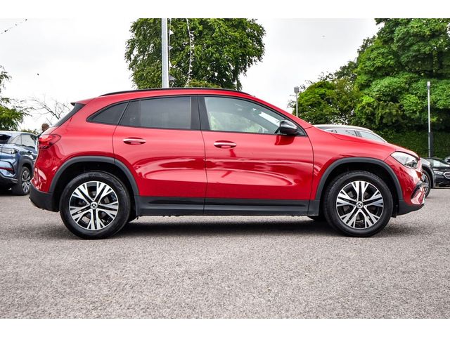 Image for 2024 Mercedes-Benz GLA Class 200d Progressive Night Pack Auto