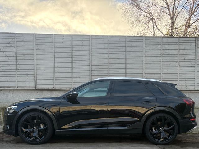 Image for 2021 Audi e-tron TECHNIK 50 QUATTRO / 22" UPGRADED ALLOYS / ONE OWNER / FULL HISTORY / "FINANCE PACKAGES AVAILABLE*