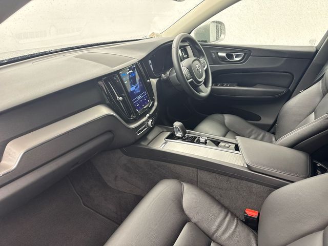 Image for 2022 Volvo XC60 B4 CORE *BLACK FRIDAY FLASH SALE* €165 P/W