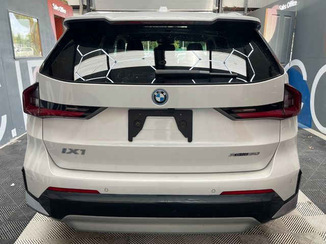 Image for 2024 BMW iX1 2024 BMW XDRIVE 30 X LINE AUTOMATIC / CRUISE CONTROL / PARKINNG CAMERA / ELECTRIC MEMORY & HEATED SEATS / AMBIENT LIGHTS / PADDLE SHIFTERS AND MORE