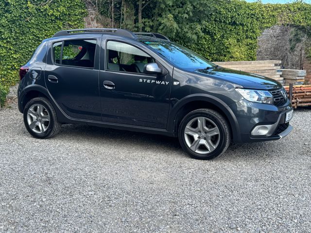 Image for 2019 Dacia Sandero Stepway Signature TCE 90 MY18