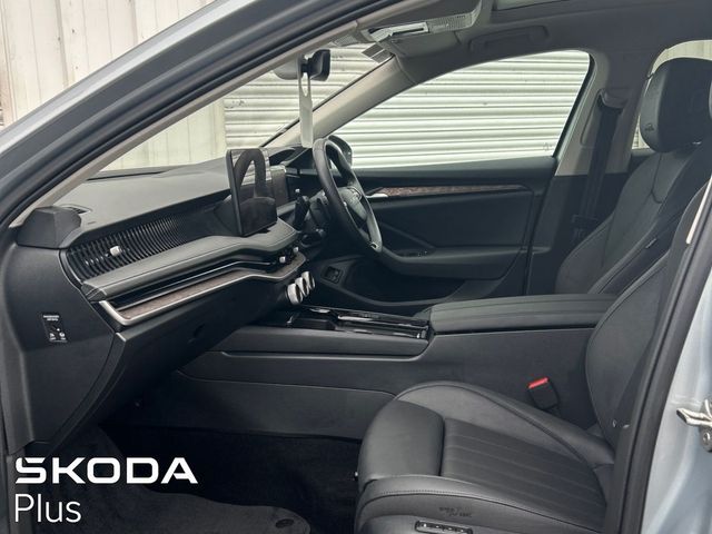 Image for 2026 Skoda Superb ESTATE L&K 1.5 PHEV TSI 204 BHP DSG *WITH OPTIONAL PANORAMIC SUNROOF*
