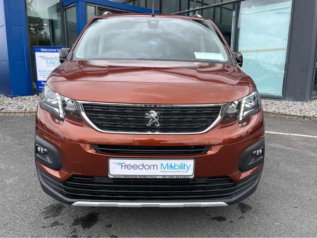 Image for 2022 Peugeot Rifter SWB Wheelchair Accessible 