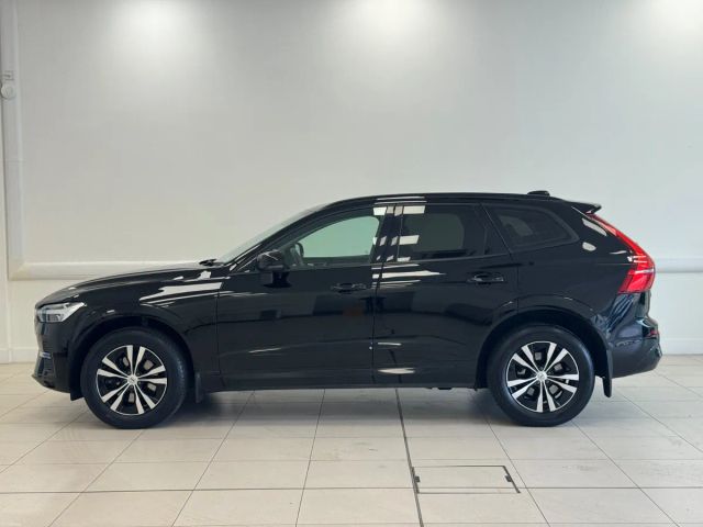 Image for 2022 Volvo XC60 B4 MOM 5DR Auto