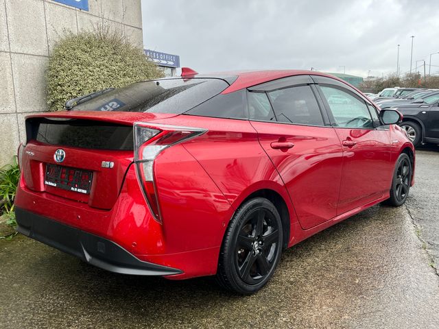 Image for 2018 Toyota Prius TOURING SELECTION AUTOMATIC 1.8 HYBRID PETROL //HIGH SPEC//FULL LEATHER HEATED SEATS//HEAD UP DISPLAY//ADAPTIVE CRUISE CONTROL//REVERSE CAMERA//