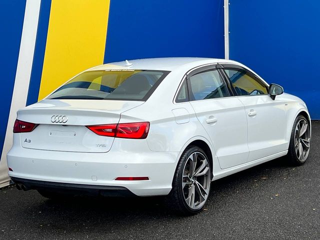 Image for 2016 Audi A3 S-LINE PACK 1.4 TFSI AUTO // NEW 19" S-LINE ALLOYS // REVERSE CAMERA // BLUETOOTH MUSIC