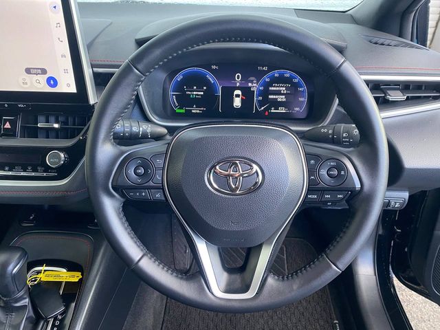 Image for 2025 Toyota Corolla GZ SPORT 1.8 HYBRID AUTO // DIGITAL CLUSTER // VERY LOW MILEAGE // 18" DIAMOND CUT ALLOYS