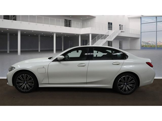 Image for 2021 BMW 3 Series 330 E MSPORT