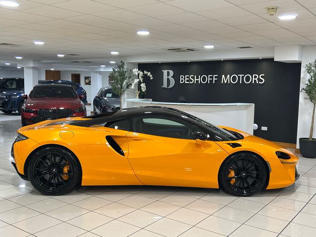 Image for 2023 McLaren Artura 3.0 V6 HYBRID SSG (700 BHP)=ONLY 10000 MILES//HUGE SPEC=ONLY €180 ANNUAL ROAD TAX//FULL MCLAREN SERVICE HISTORY=231 D REG=HUGE SPEC//TAILORED FINANCE PACKAGES AVAILABLE=TRADE INS WELCOME