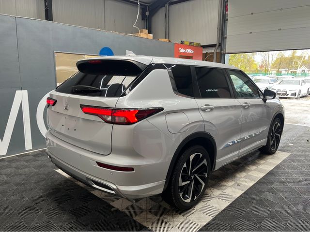 Image for 2023 Mitsubishi Outlander €41950 2023 MITSUBISHI OUTLANDER PHEV G 2.4 AUTOMATIC / CRUISE CONTROL / 360° CAMERA / ELECTRIC HEATED SEATS / HEATED STEERING WHEEL / PADDLE SHIFTERS / 7 SEATS OPTION AND MORE