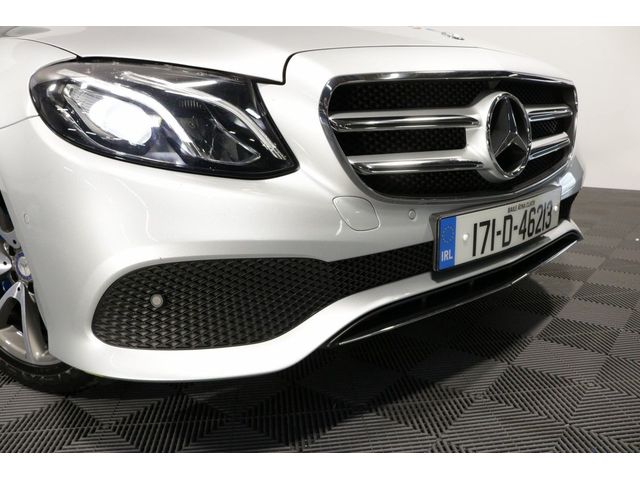 Image for 2017 Mercedes-Benz E Class E 350 E AVANTGARDE 2.0L PLUG IN HYBRID