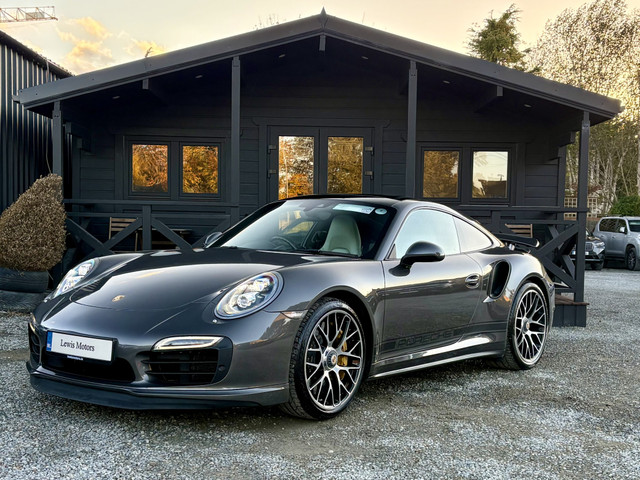 Image for 2015 Porsche 911 TURBO S, BOSE SOUND SYSTEM, PAN ROOF, PDLS LIGHTS, CARBON FIBRE TRIM