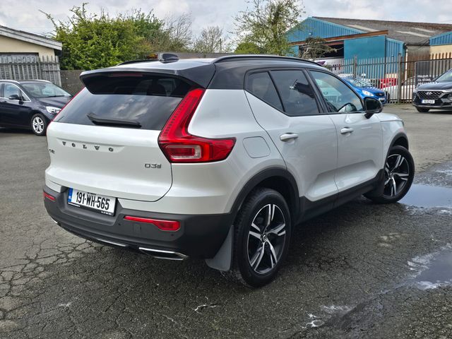 Image for 2019 Volvo XC40 D3 (150hp) R-Design