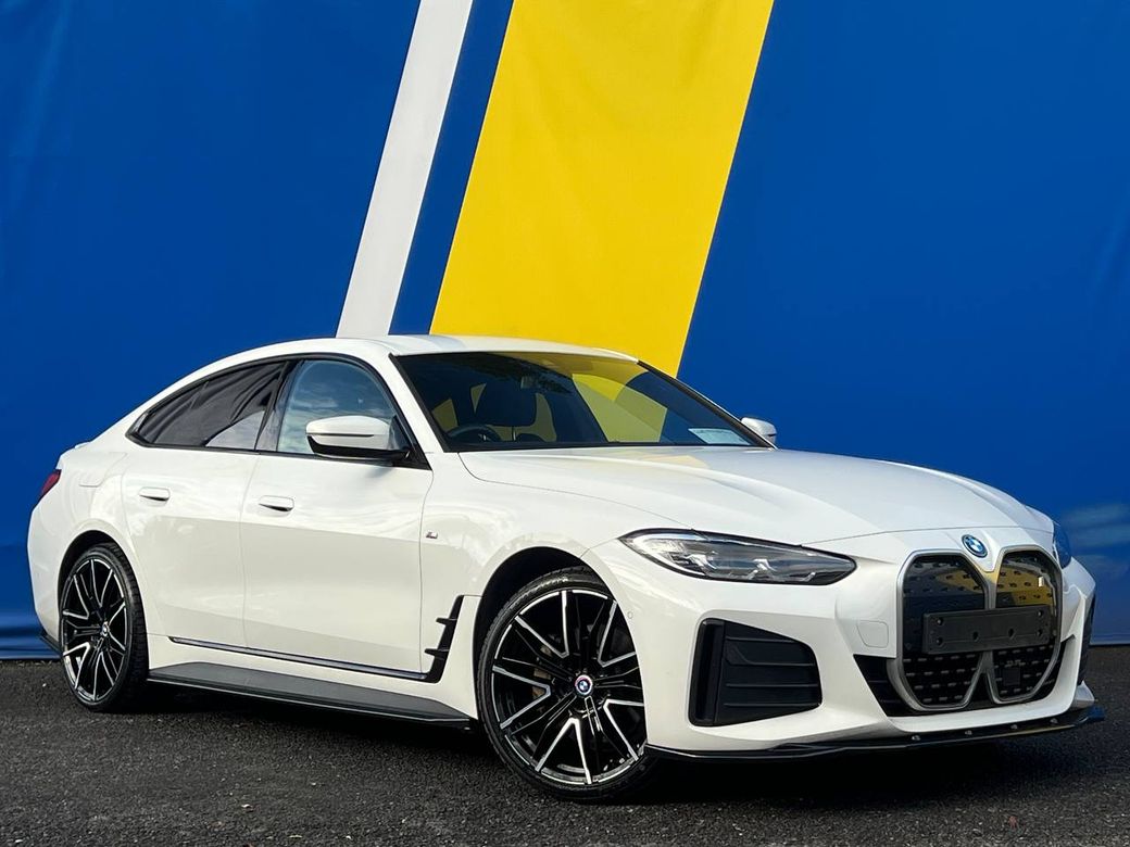 Image for 2022 BMW i4 XDRIVE40E M-SPORT COMPETITION // VIRTUAL COCKPIT // NEW 20" COMPETITION ALLOYS // AMBIENT LIGHTING 