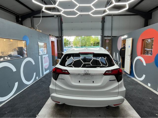 Image for 2018 Honda Vezel 2018 HONDA VEZEL HYBRID Z SENSING 1.5 AUTOMATIC / CRUISE CONTROL / REVERSE CAMERA AND MORE