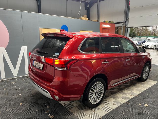 Image for 2018 Mitsubishi Outlander €19950 2018 MITSUBISHI OUTLANDER PHEV G 2.4 AUTOMATIC / CRUISE CONTROL / ELECTRIC MEMORY & HEATED SEATS / HEATED STEERING WHEEL / PADDLE SHIFTERS