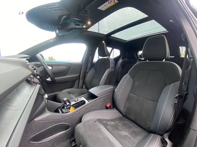 Image for 2022 Volvo XC40 T4 ULTIMATE 1.5 PLUG-IN HYBRID // OPENING PAN ROOF // 19" DIAMOND CUT ALLOYS // VOLVO SERVICE HISTORY