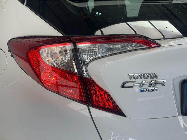 Image for 2018 Toyota C-HR HYBRID LUNA 4DR AUTO**SEMI DIGITAL DASH**MULTIFUNCTIONAL STEERING WHEEL**DUAL CLIMATE CONTROL**TOUCH SCREEN MEDIA DISPLAY**REVERSE CAMERA**BLACK CLOTH INTERIOR**ISOFIX**FINANCE AVAILABLE**