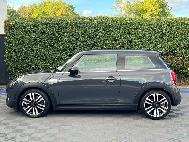 Image for 2019 Mini Cooper SD 2.0 AUTO // ADAPTIVE CRUISE CONTROL // BLUETOOTH MUSIC // 17” DIAMOND CUT ALLOYS