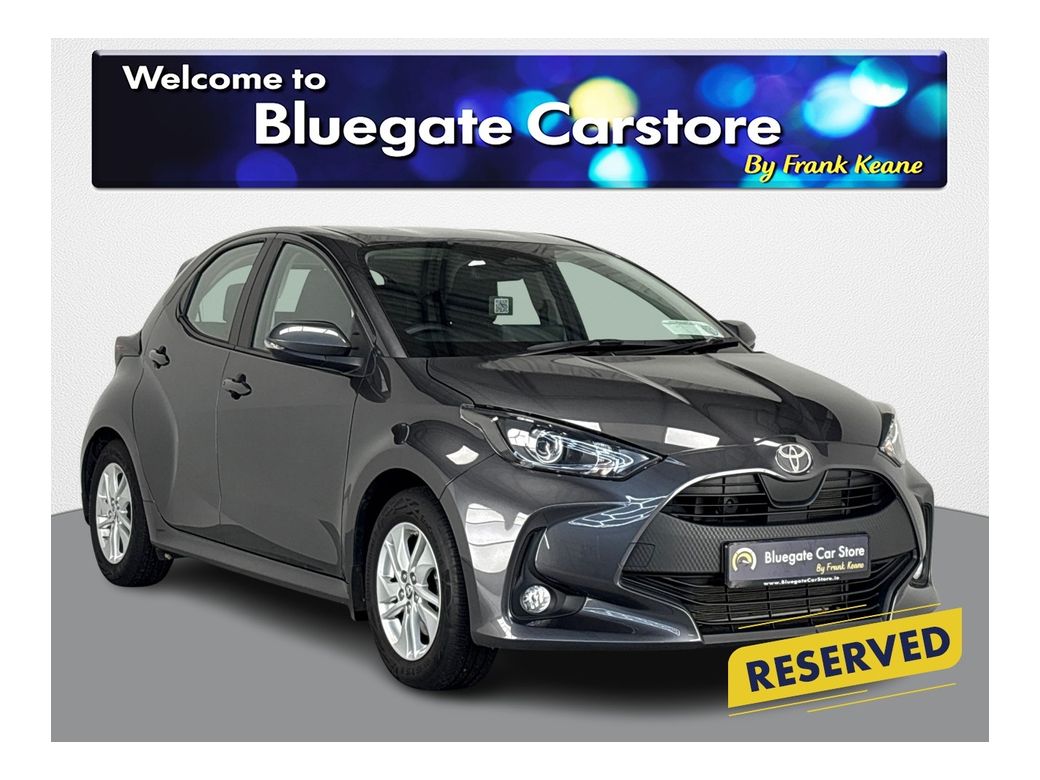Image for 2024 Toyota Yaris HYBRID LUNA**SEMI DIGITAL DASH**KEYLESS START**BLACK CLOTH INTERIOR**TOUCH SCREEN MEDIA DISPLAY**REVERSE CAMERA**APPLE CARPLAY**DRIVE MODES**FINANCE AVAILABLE**