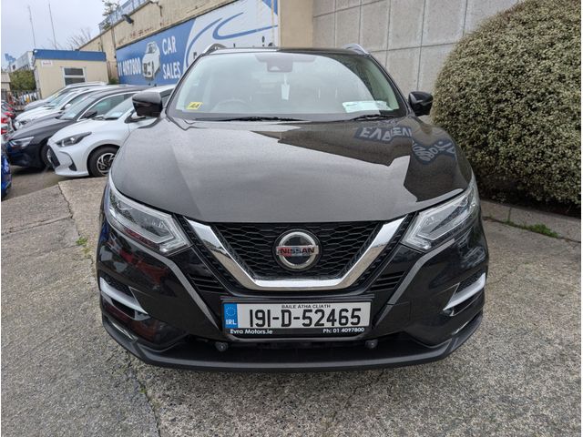 Image for 2019 Nissan Qashqai TEKNA MANUAL 1.5 DIESEL //PANORAMIC GLASS ROOF//BOSE SOUND SYSTEM//360 PARKING CAMERA//SAT NAV//FULL NISSAN SERVICE HISTORY