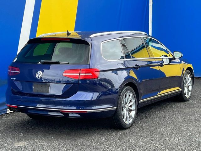 Image for 2018 Volkswagen Passat VARIANT HIGHLINE 2.0 TDI ** HIGH SPEC ** // FULL SERVICE HISTORY // COOLED & HEATED SEATS // ADAPTIVE CRUISE CONTROL