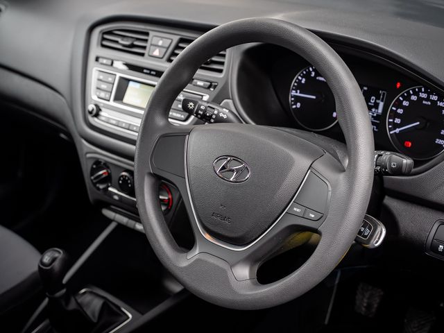 Image for 2018 Hyundai i20 Active Petrol 5DR *LOW MILEAGE*