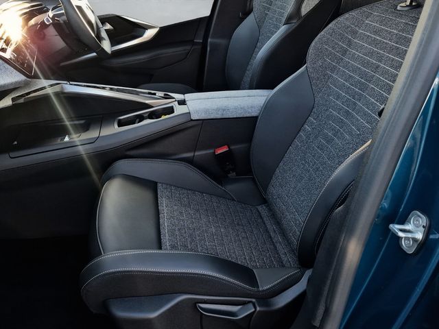 Image for 2026 Peugeot 5008 1.2 MHEV 145bhp E-DCS6 Allure