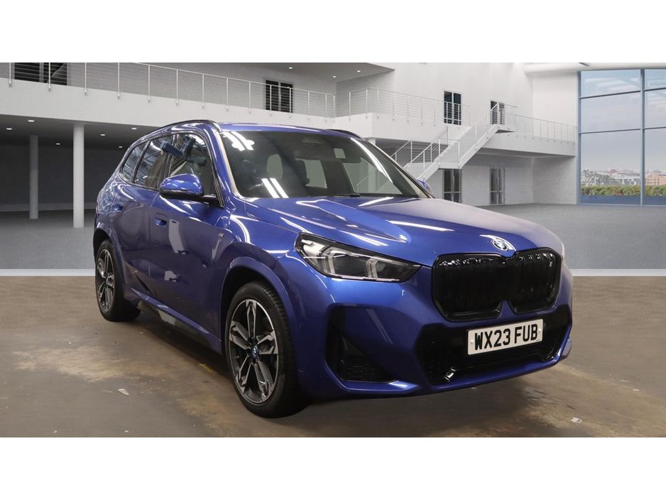 Image for 2023 BMW iX1 30E X-DRIVE M SPORT AUTOMATIC **ONE OWNER / TOP SPEC / 19" ALLOYS / CRUISE CONTROL / COMFORT ACESS / ELECTRIC BOOTLID / FRONT & REAR PARKING ASSIST / HEATED SEATS / SAT NAV / WIRELESS PHONE CHARGING**