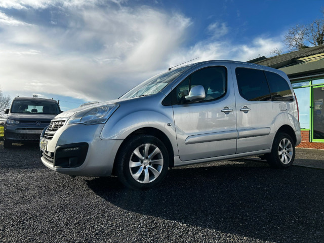 Image for 2017 Peugeot Partner Tepee Wheelchair Accessible 