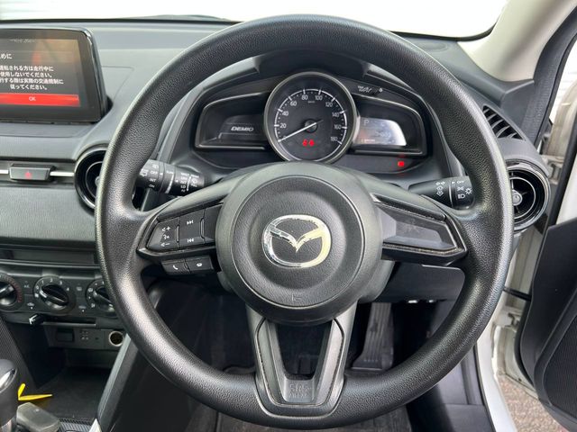 Image for 2017 Mazda Demio 1.3 SKYACTIV // SERVICE HISTORY // AIR CONDITIONING // 15" ALLOYS