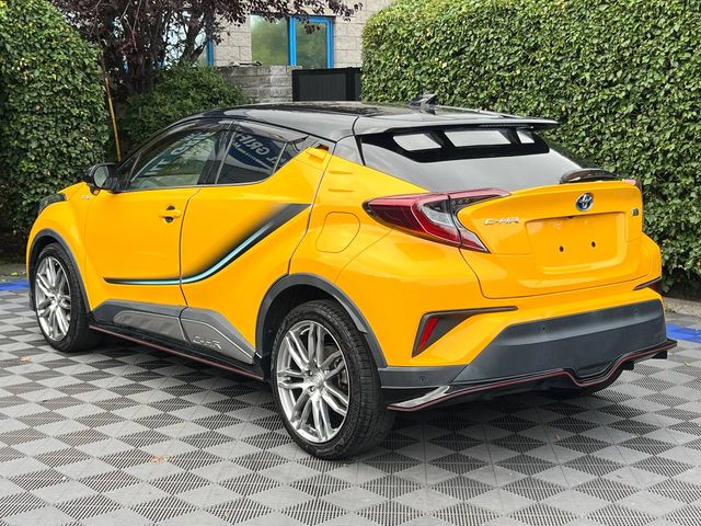 Image for 2019 Toyota C-HR 1.8 HYBRID AUTO // SERVICE HISTORY // 19" ALLOYS // REVERSE CAMERA // PARKING SENSORS