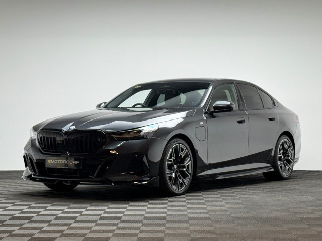 Image for 2026 BMW 5 Series 530E M SPORT