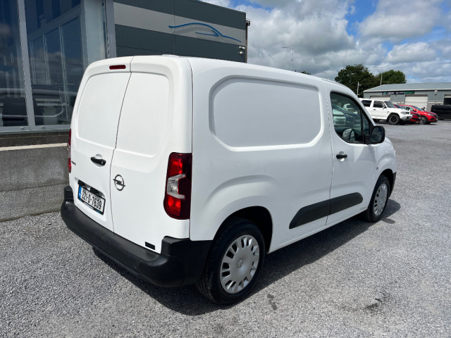 Image for 2022 Opel Combo 1.5CDTI 100BHP-6sp 5D*QUALITY ASSURED USED CARS*SIMI APPROVED*GREAT RATE FINANCE AVAILABLE*WELCOME TO DAVID QUIGLEY AUTOS*