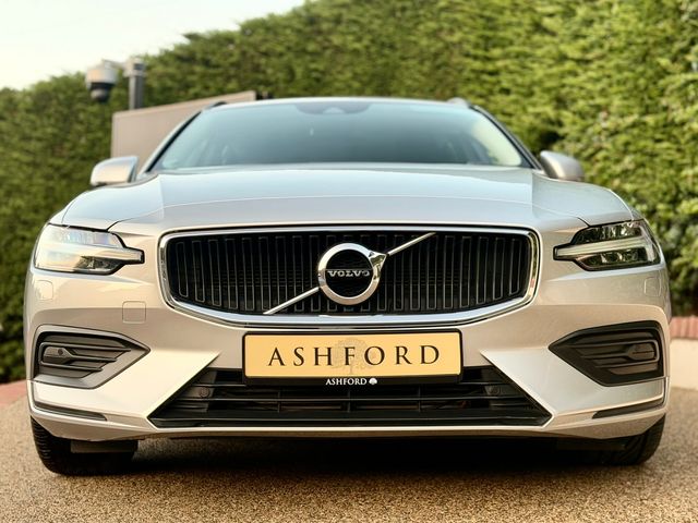 Image for 2020 Volvo V60 T5 MOM 5DR Auto