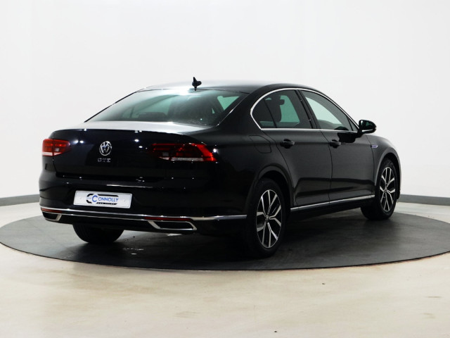 Image for 2021 Volkswagen Passat *111* GTE DSG