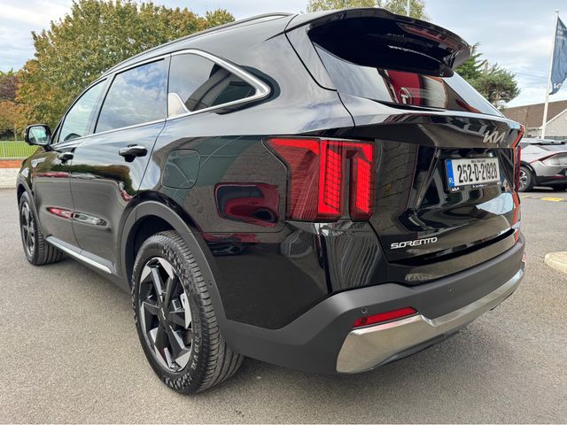 Image for 2025 Kia Sorento PHEV PE SEM 5DR AUTO