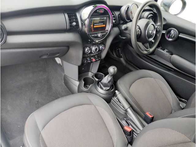 Image for 2019 Mini One Very low mileage