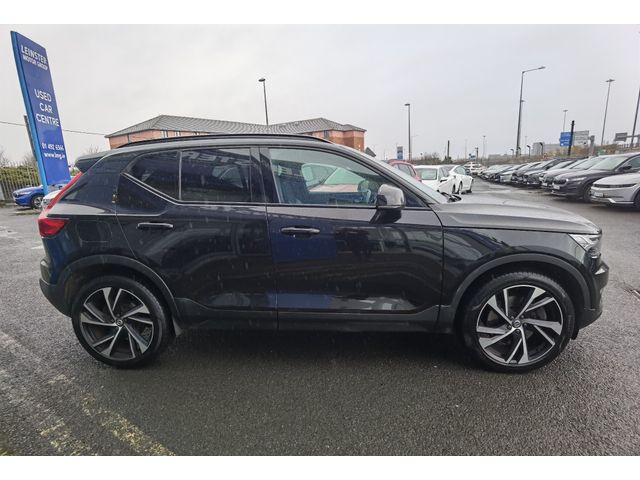 Image for 2020 Volvo XC40 1.5 RECHARGE T5 R-DESIGN PRO **SUNROOF + HARMON/KARDON** - FINANCE AVAILABLE - CALL US TODAY ON 01 492 6566 OR 087-092 5525