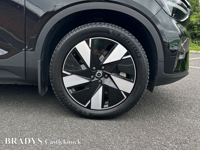 Image for 2024 Volvo XC40 BEV Extended Range 252HP RWD Plus.