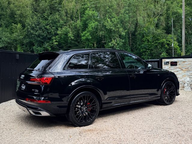 Image for 2021 Audi Q7 2021 (212) Audi Q7 S-Line 3.0 TFSI e V6 Quattro 381BHP