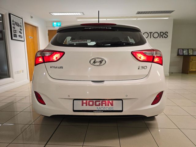 Image for 2016 Hyundai i30 Diesel SE 5DR H/B