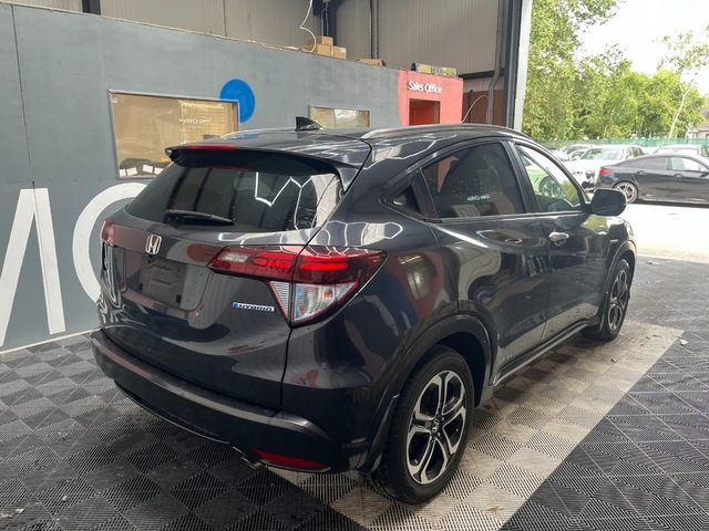 Image for 2017 Honda Vezel 2017 HONDA VEZEL HYBRID Z 1.5 AUTOMATIC / CRUISE CONTROL / ELECTRIC MEMORY & HEATED SEATS AND MORE