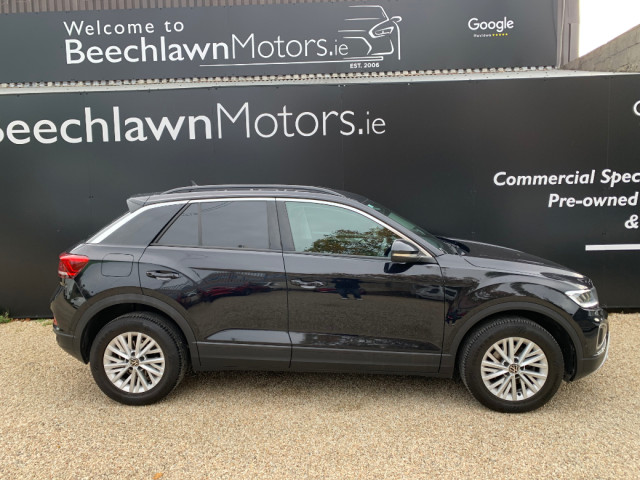 Image for 2023 Volkswagen T-Roc 2.0 TDI 2 SEATER COMMERCIAL // PRICE EXCL. VAT // GREAT CONDITION // 07/27 CVRT // ONE OWNER // SERVICE HISTORY // PARK ASSIST, PARKING SENSORS AND CRUISE CONTROL // 