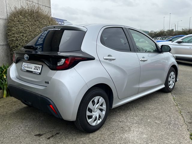 Image for 2021 Toyota Yaris X HYBRID AUTOMATIC 1.5 PETROL //REVERSE CAMERA//KEYLESS ENTRY//ADAPTIVE CRUISE CONTROL//