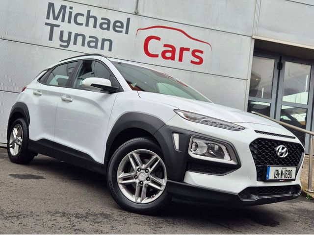 Image for 2019 Hyundai Kona 1.6 Diesel Kauai Comfort, 16" Alloys, Air Con, Auto Lights, Cruise Control, Roof Rails, Parking Sensors, Bluetooth