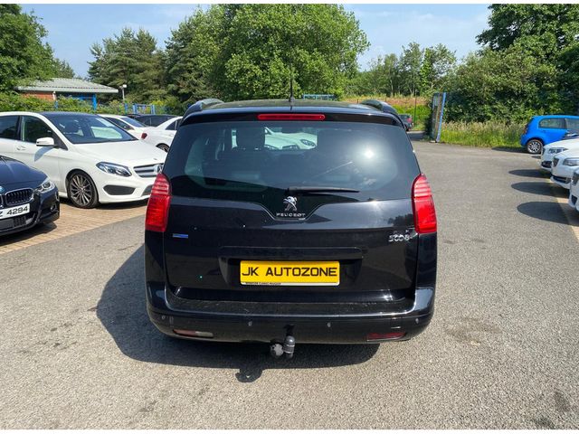 Image for 2016 Peugeot 5008 FAMILY 1.6 BLUE LEATHER